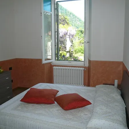 Apartment Casa Beatrice Oliveto Lario